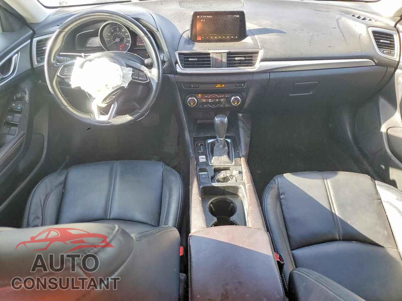 MAZDA 3 2017 - 3MZBN1L74HM109852