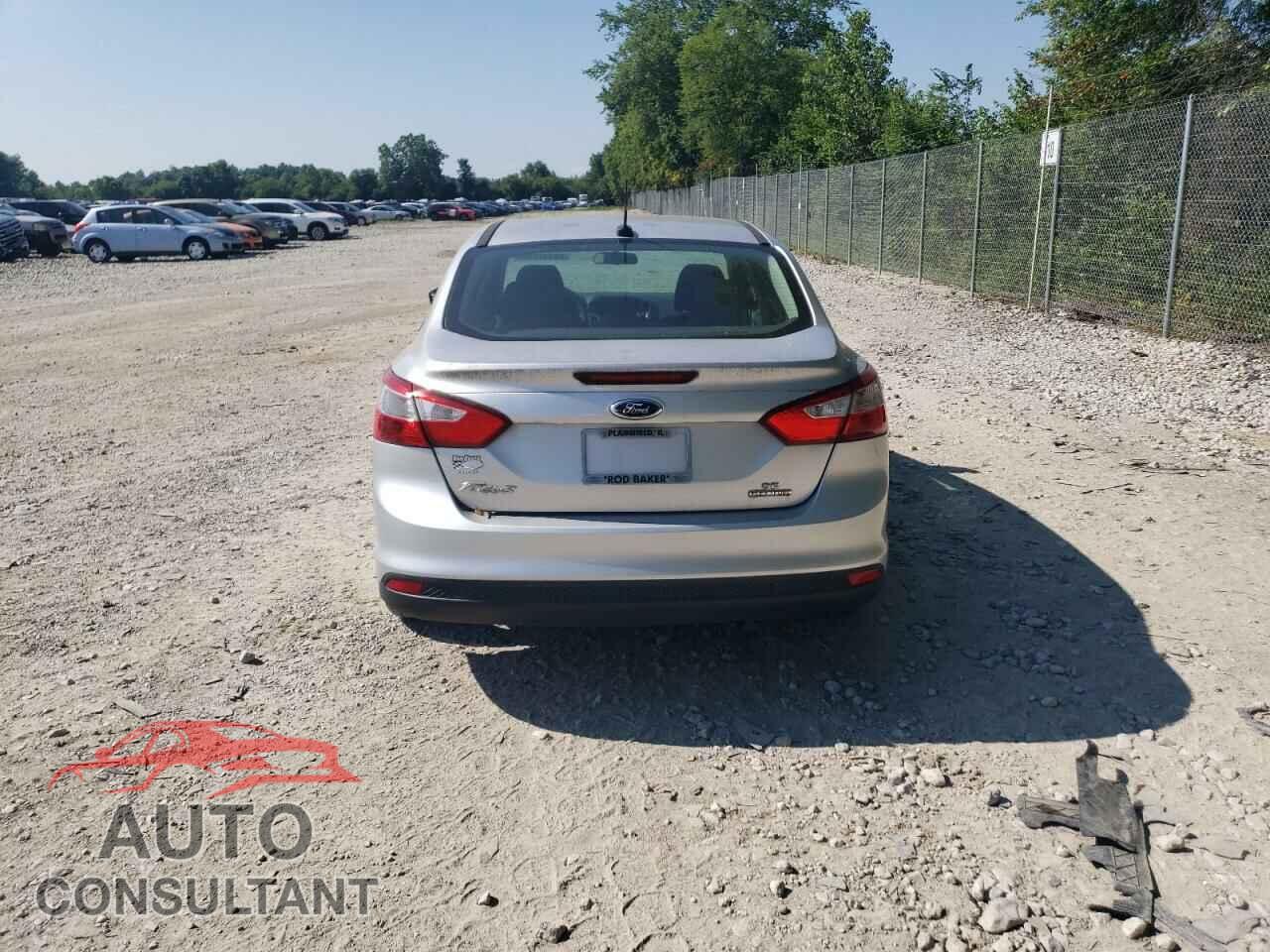 FORD FOCUS 2014 - 1FADP3F29EL116042