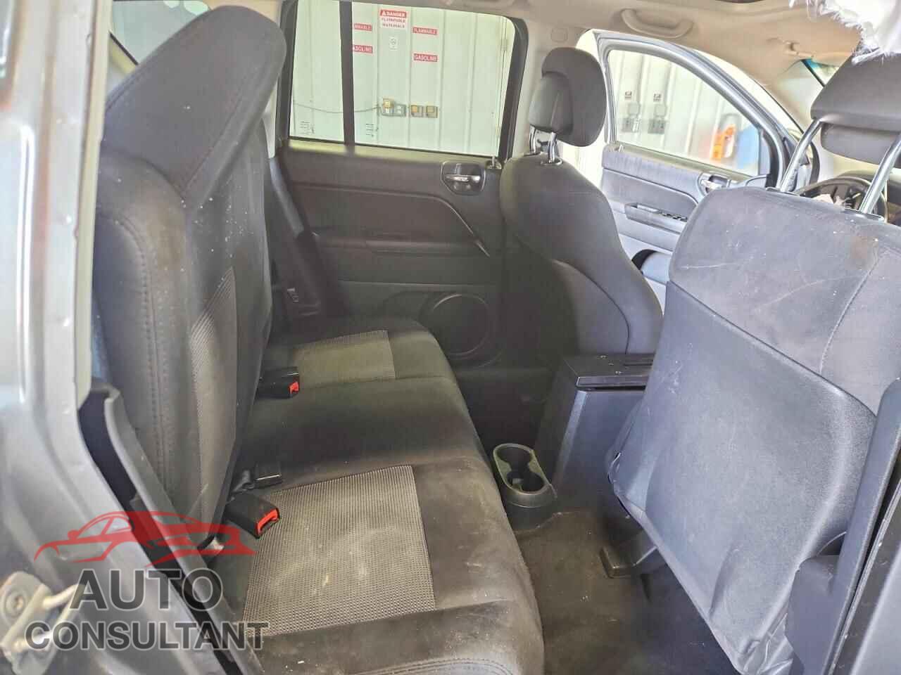 JEEP COMPASS 2011 - 1J4NF1FB7BD193997