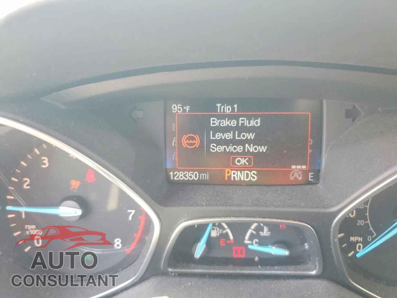 FORD ESCAPE 2017 - 1FMCU0G97HUC96737