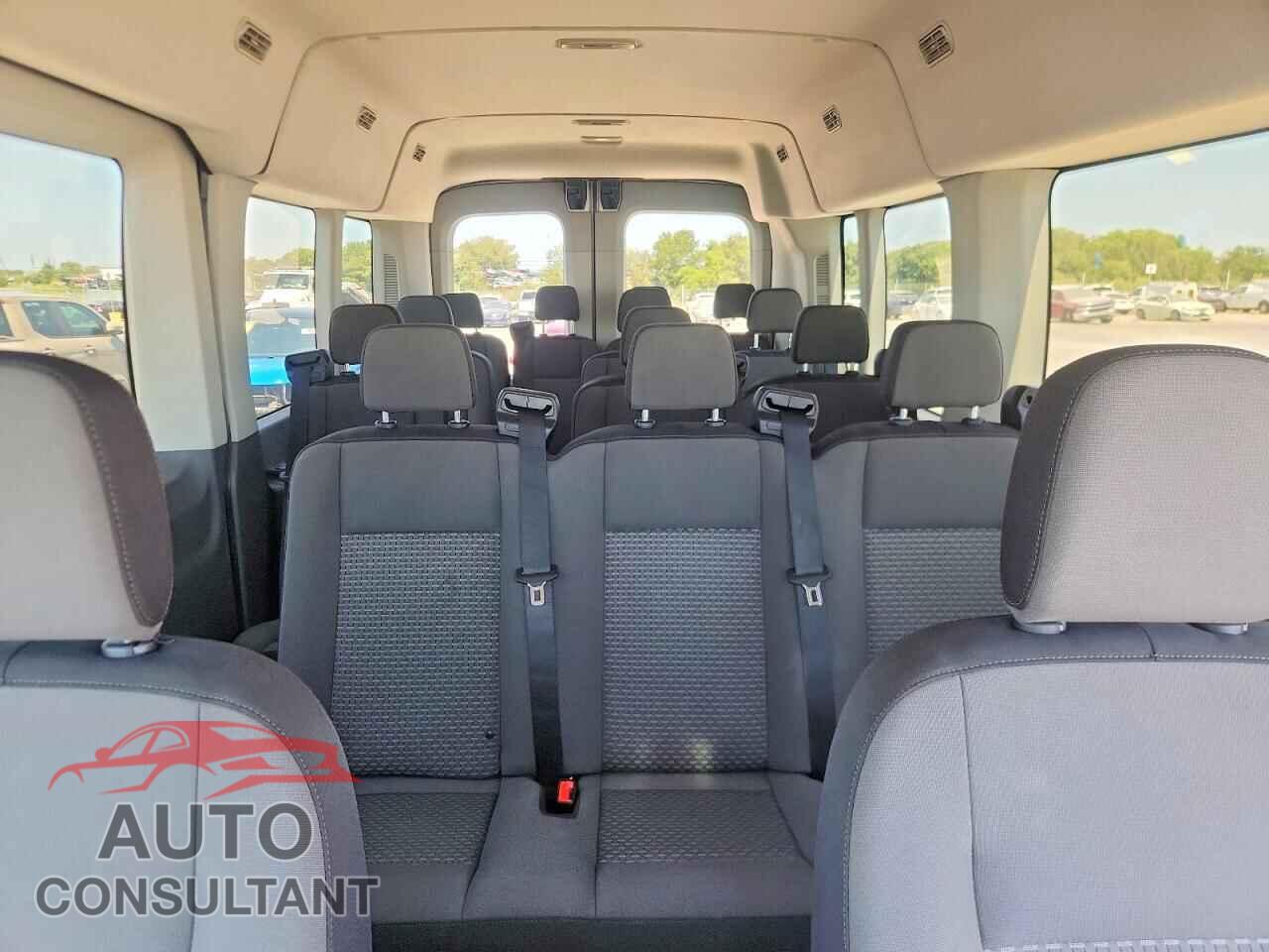 FORD TRANSIT 2024 - 1FBAX2C8XRKB81806