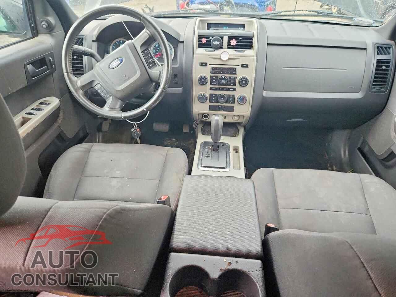 FORD ESCAPE 2011 - 1FMCU0D70BKA41546