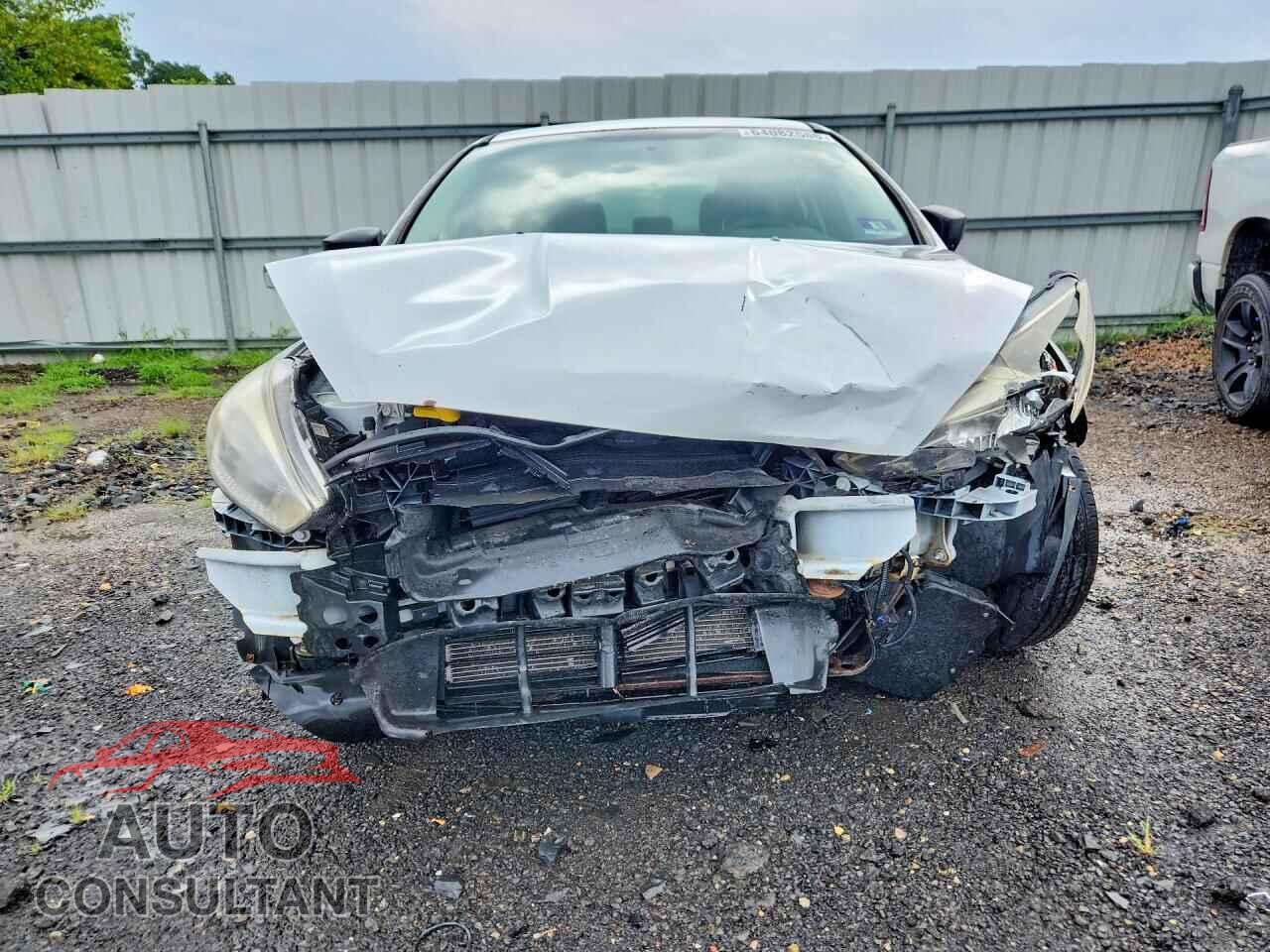 FORD FOCUS 2017 - 1FADP3E21HL311607