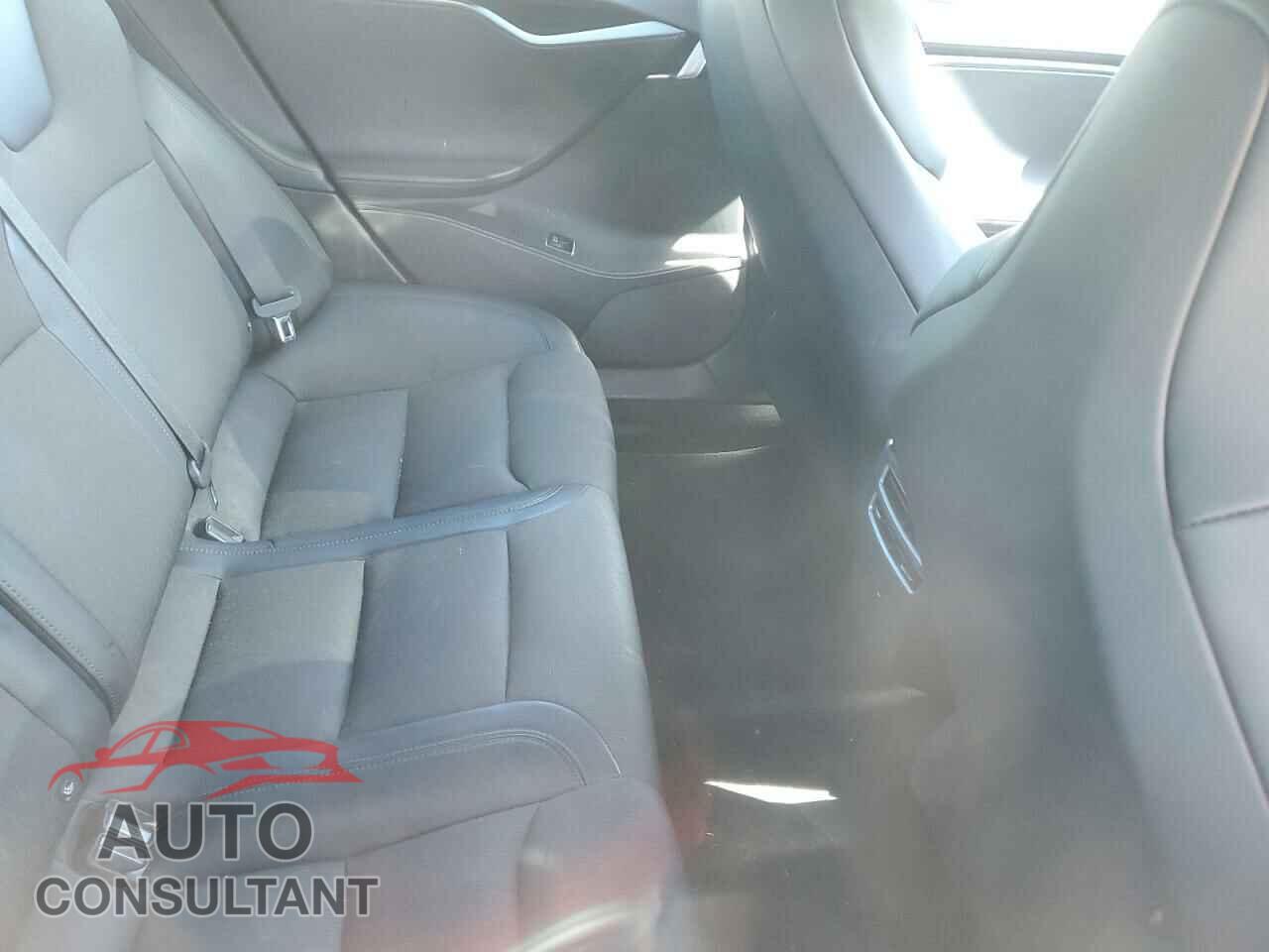 TESLA MODEL S 2018 - 5YJSA1E25JF293788