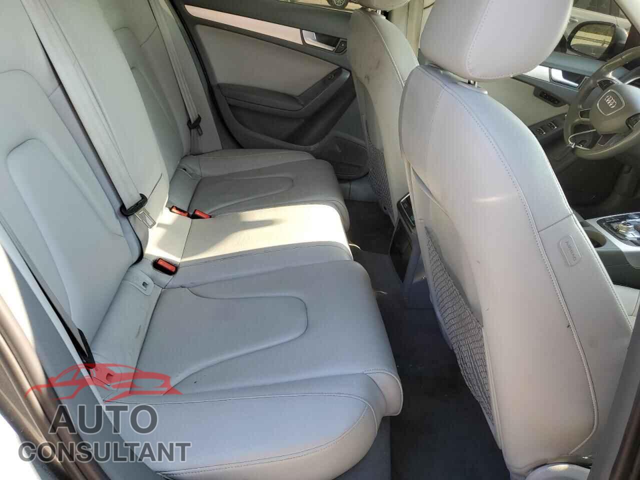 AUDI A4 2013 - WAUFFAFL7DN024947