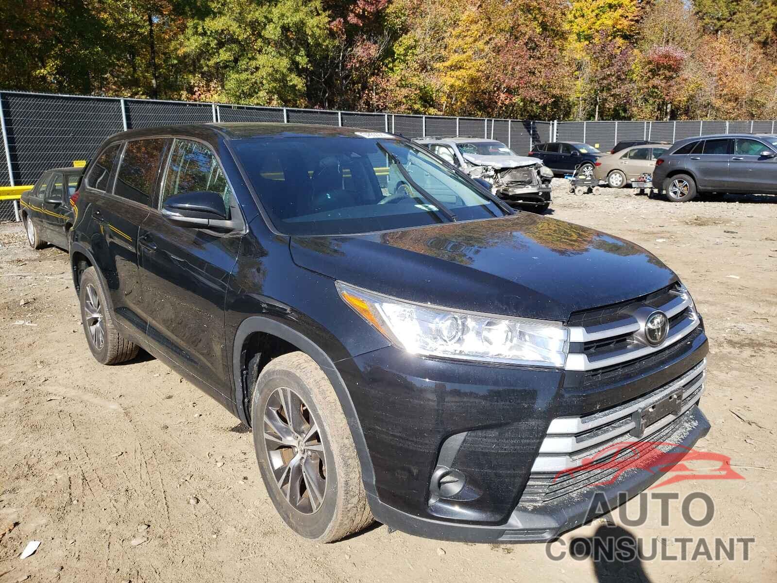 TOYOTA HIGHLANDER 2017 - 5TDZARFH6HS030411