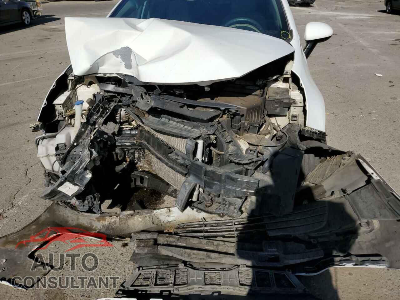 KIA RIO 2017 - KNADM4A37H6026428