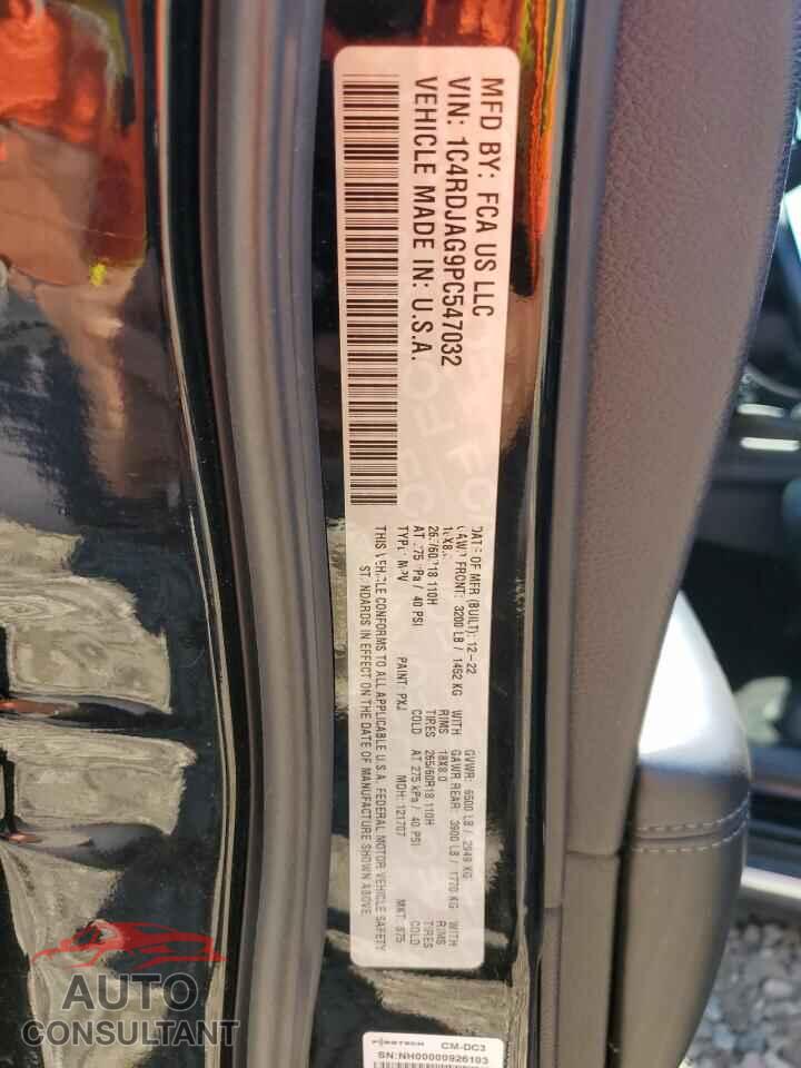 DODGE DURANGO 2023 - 1C4RDJAG9PC547032