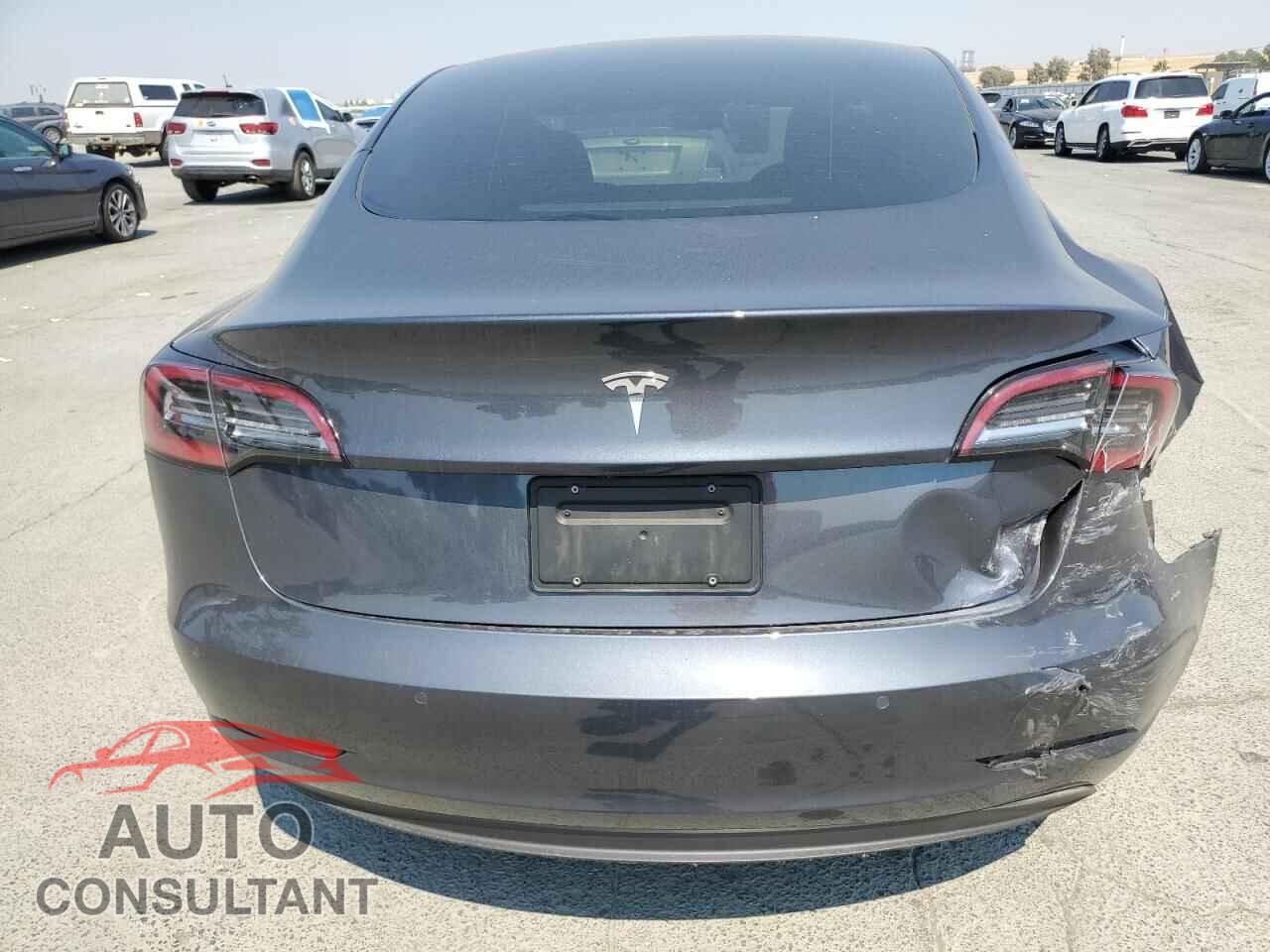 TESLA MODEL 3 2022 - 5YJ3E1EA6NF358668