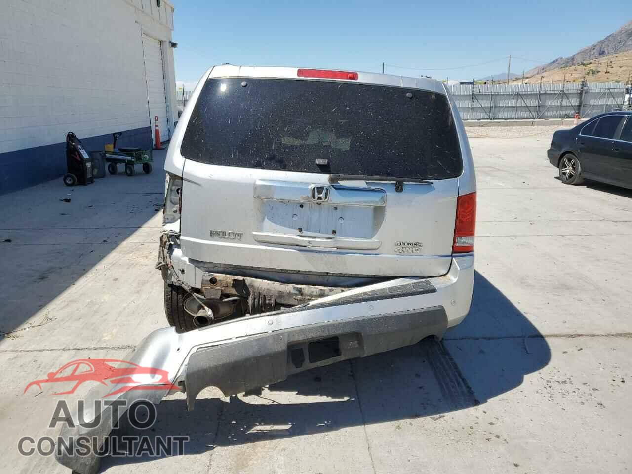 HONDA PILOT 2011 - 5FNYF4H99BB087882