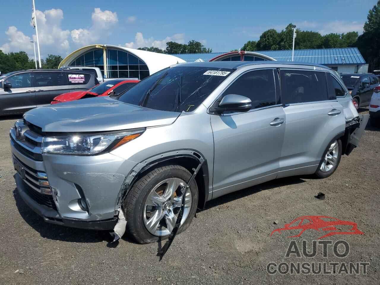 TOYOTA HIGHLANDER 2018 - 5TDDZRFH8JS809253