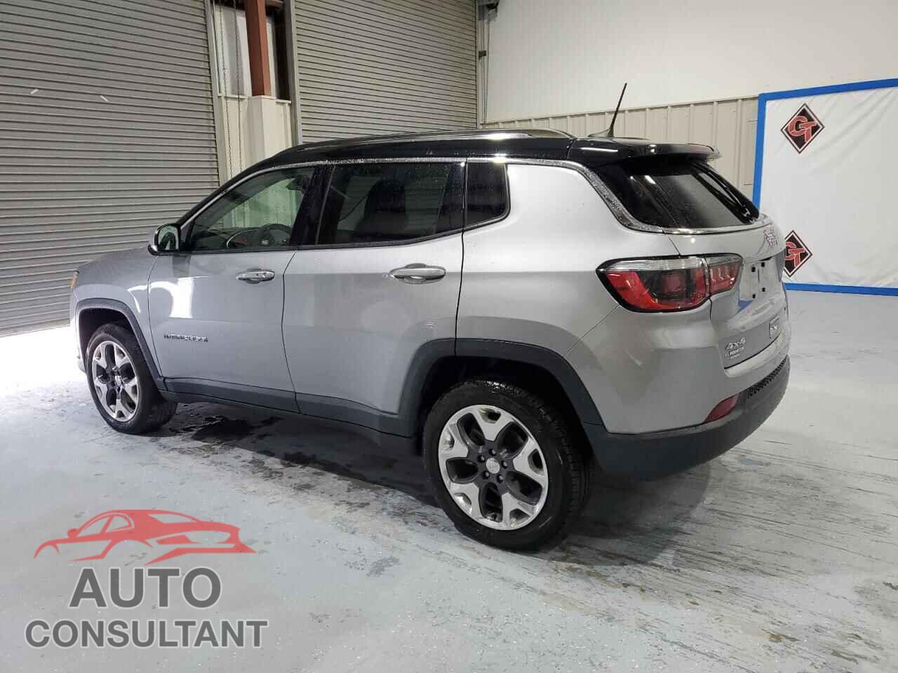 JEEP COMPASS 2018 - 3C4NJDCB0JT135541