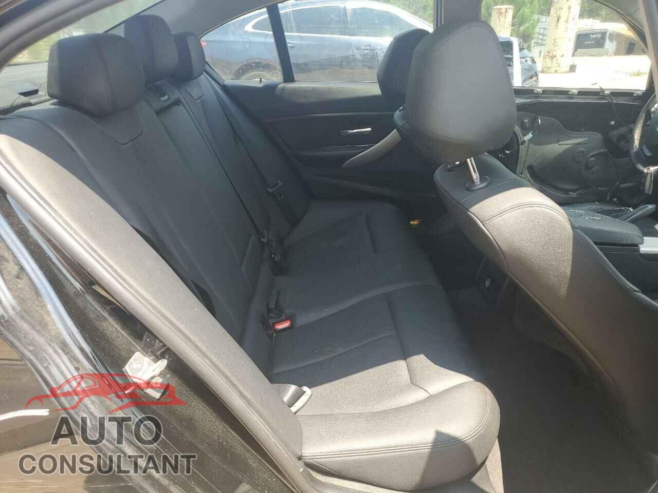BMW 3 SERIES 2013 - WBA3A5C58DF357103