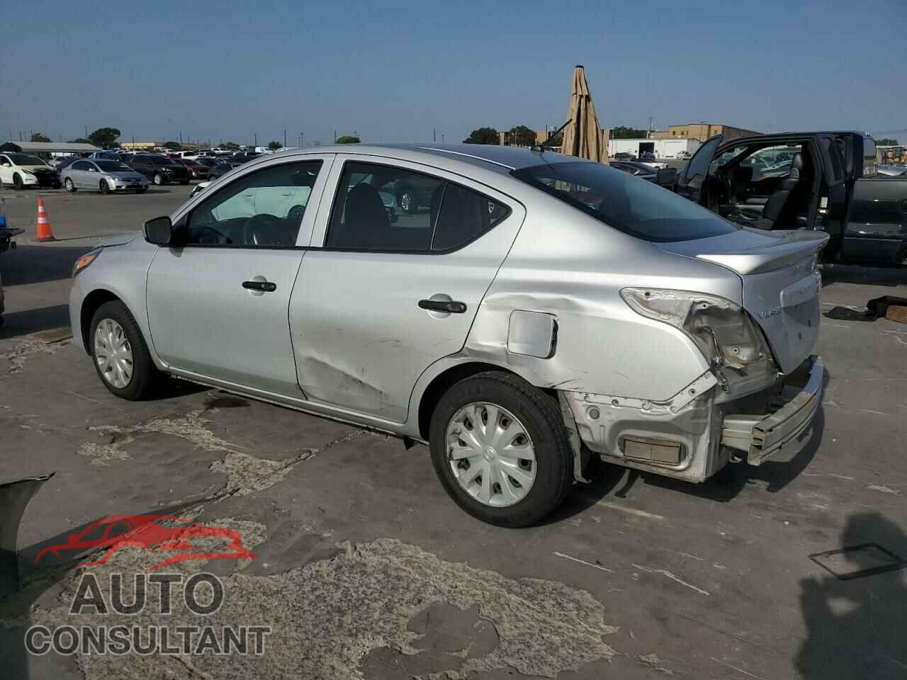 NISSAN VERSA 2017 - 3N1CN7AP3HL906289