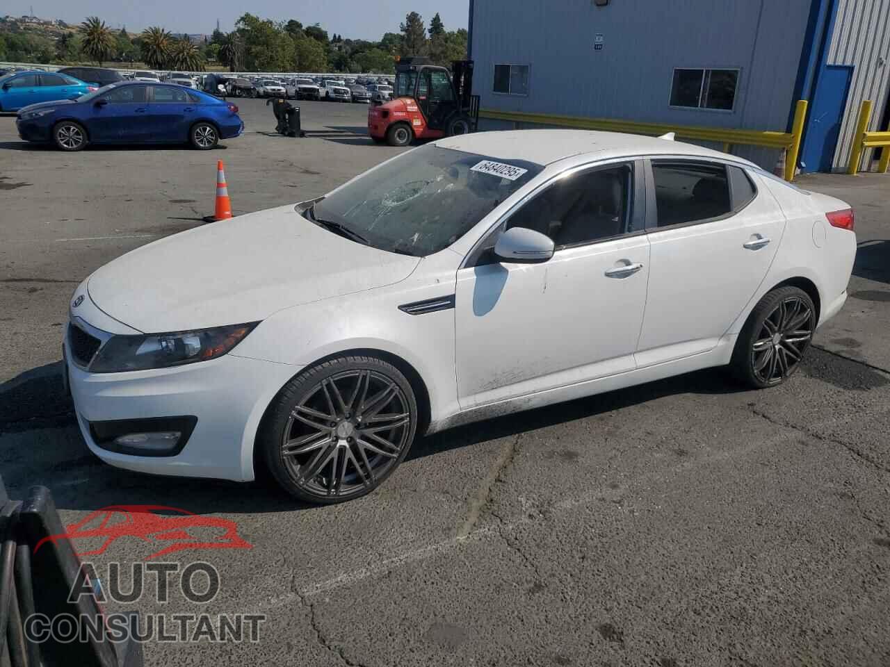 KIA OPTIMA 2011 - KNAGN4A74B5142681