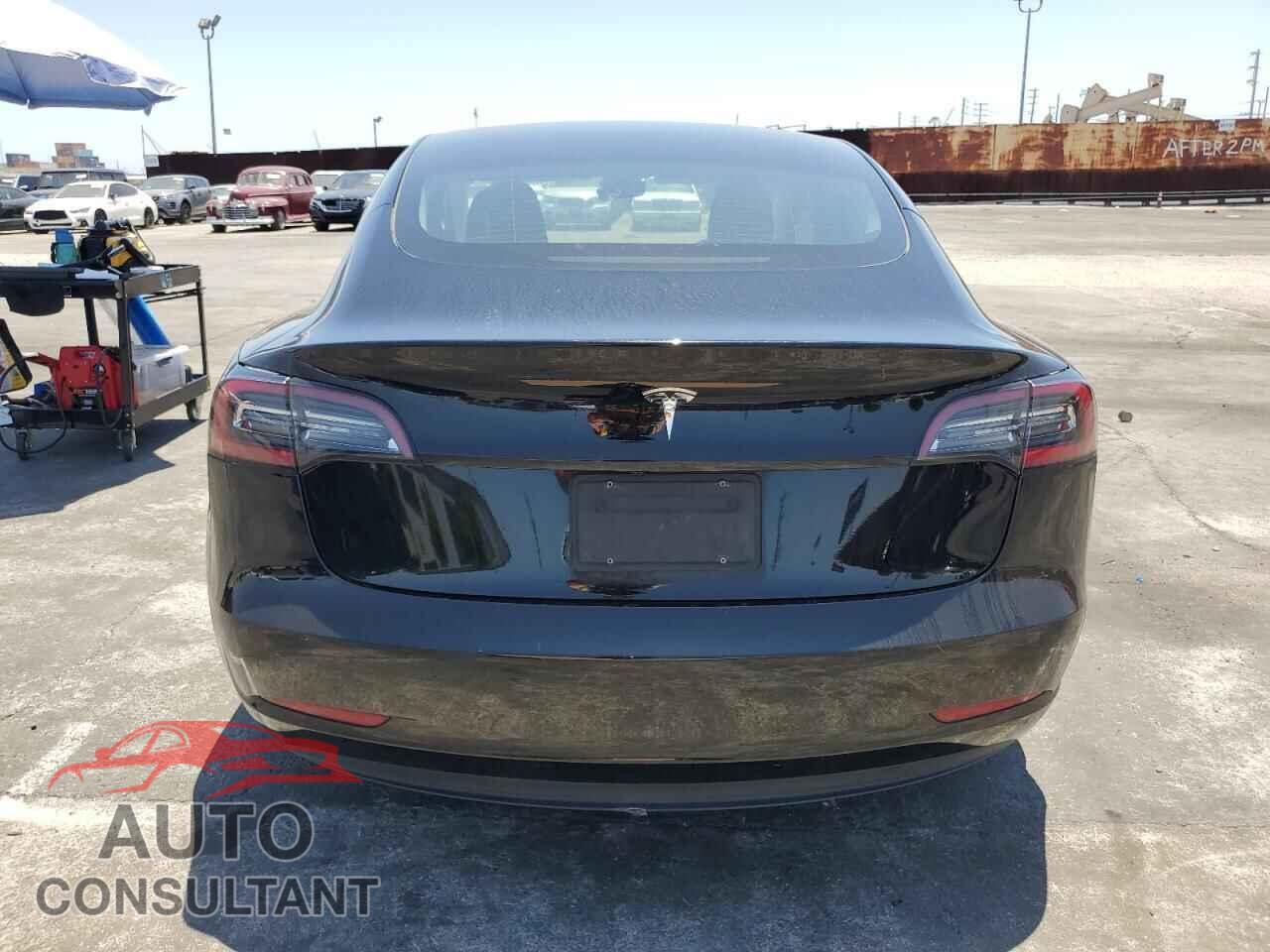 TESLA MODEL 3 2022 - 5YJ3E1EA7NF250785