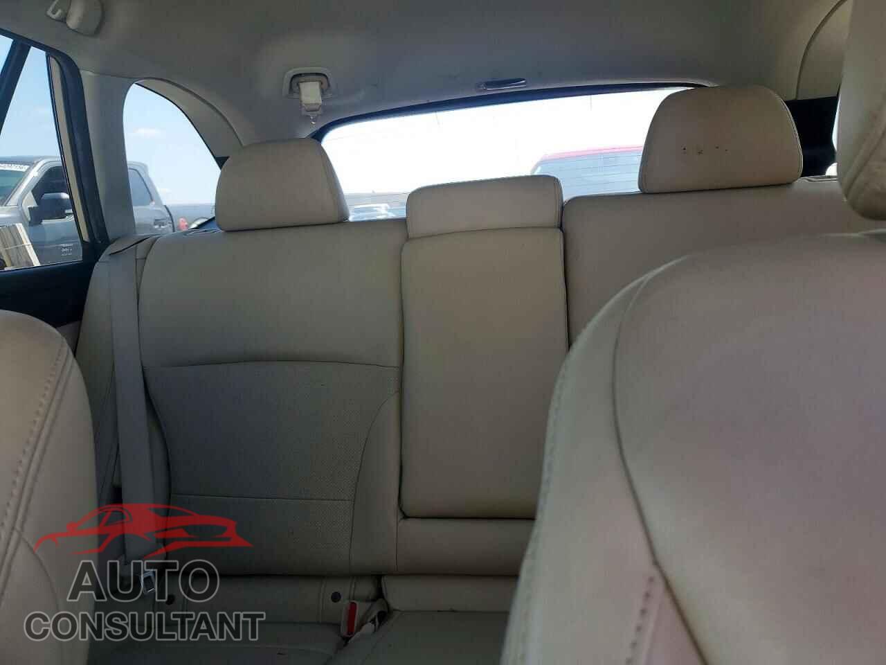 SUBARU OUTBACK 2015 - 4S4BSBNC7F3280746