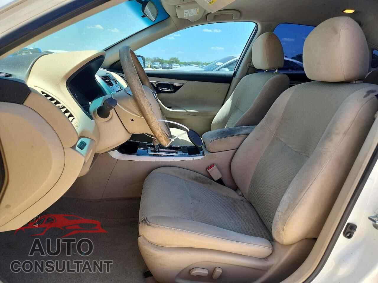 NISSAN ALTIMA 2014 - 1N4AL3AP8EV209656