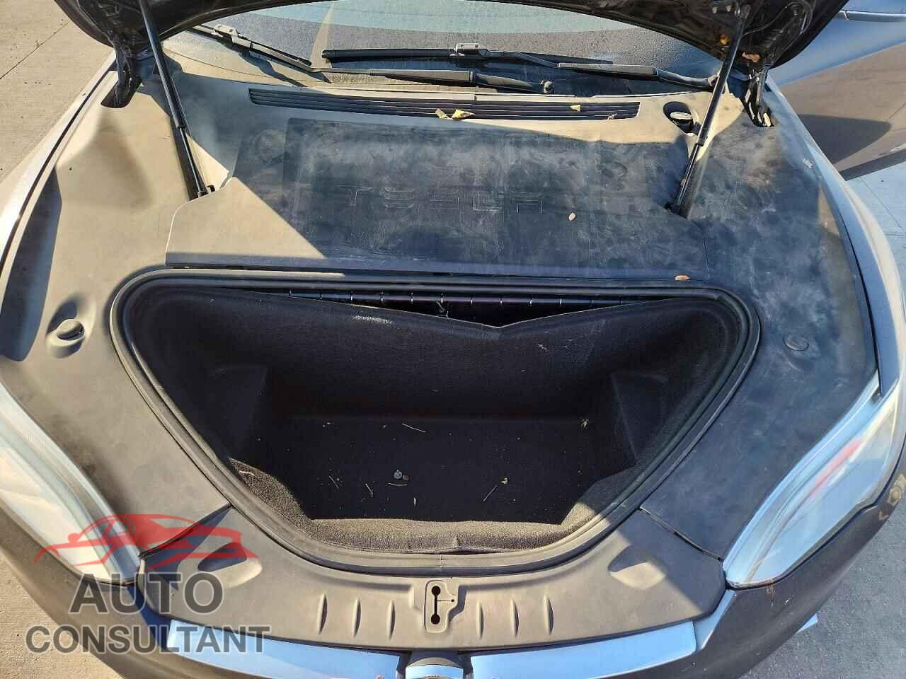 TESLA MODEL S 2020 - 5YJSA1E49LF406727