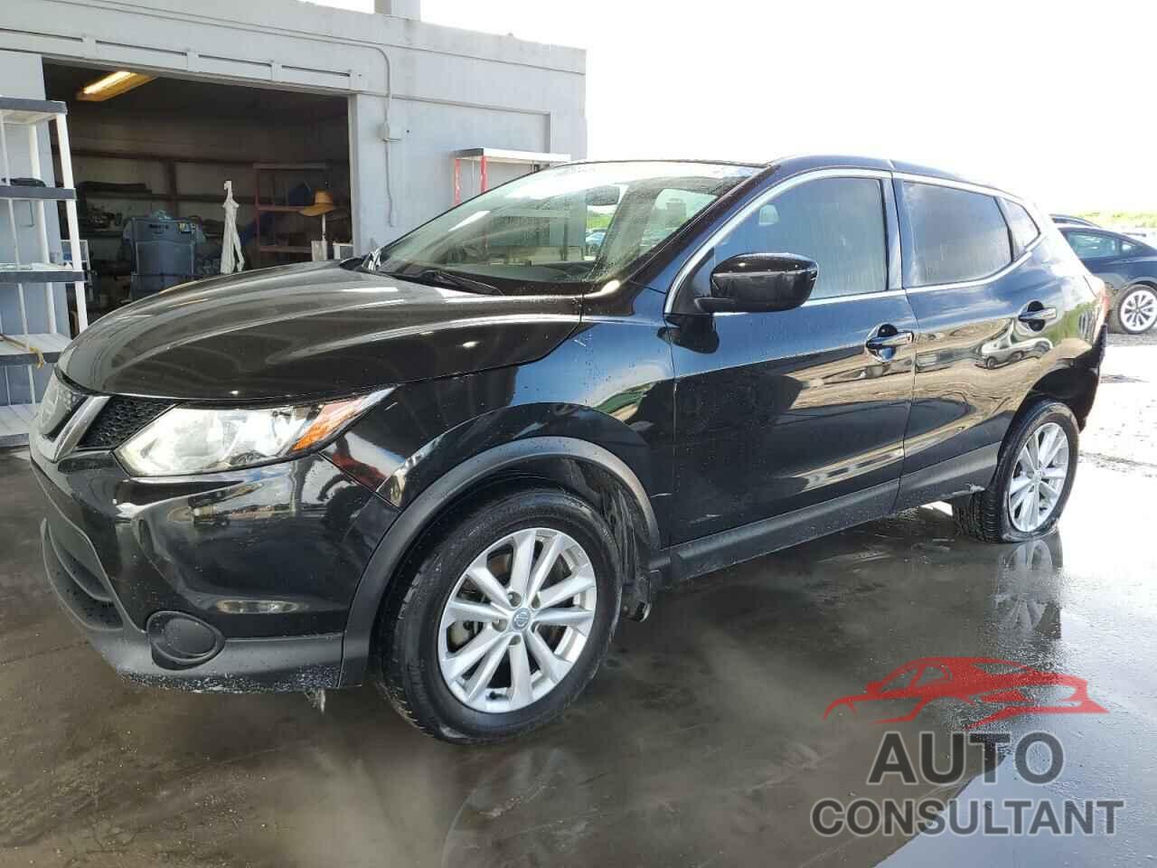 NISSAN ROGUE 2018 - JN1BJ1CP9JW160609