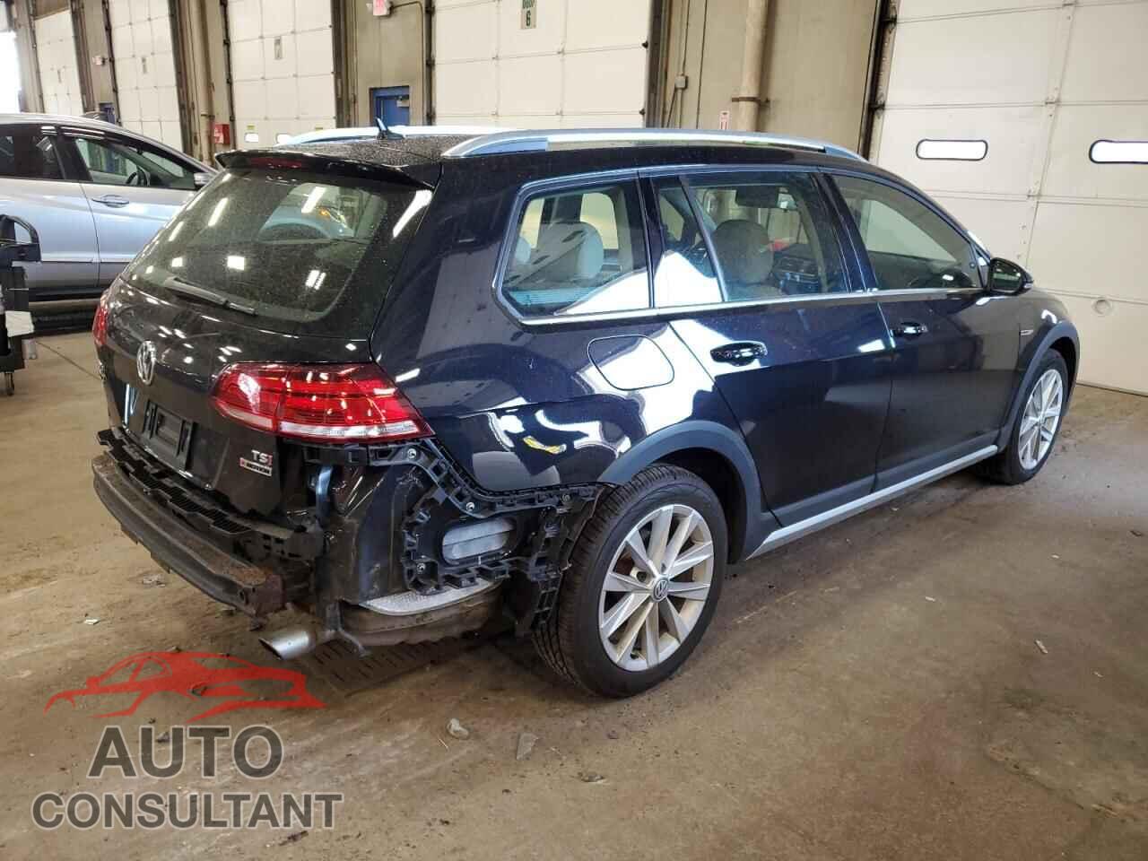 VOLKSWAGEN GOLF 2018 - 3VWH17AU4JM763774