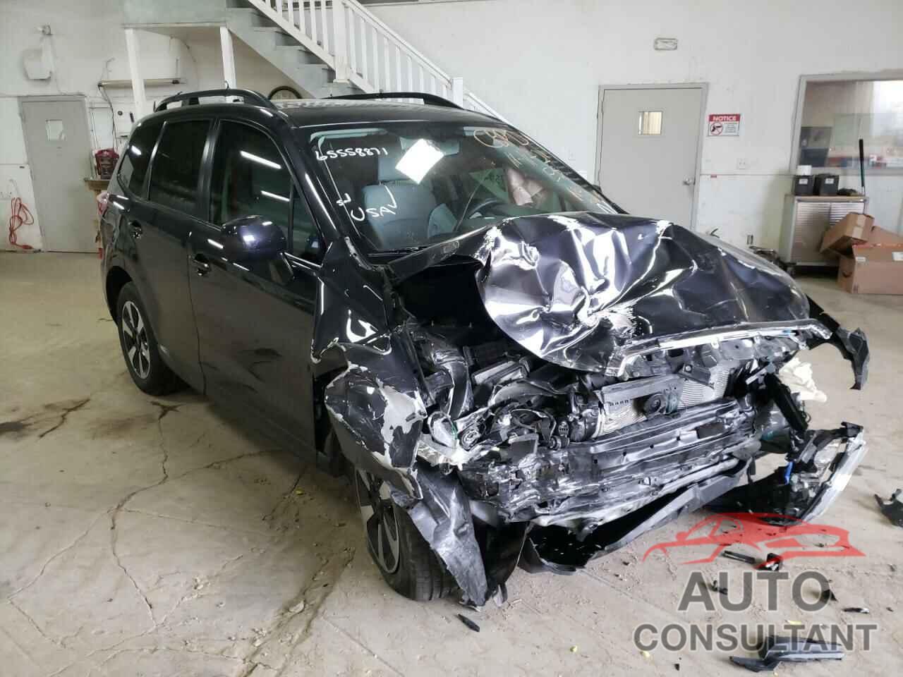 SUBARU FORESTER 2018 - JF2SJAEC3JH400136