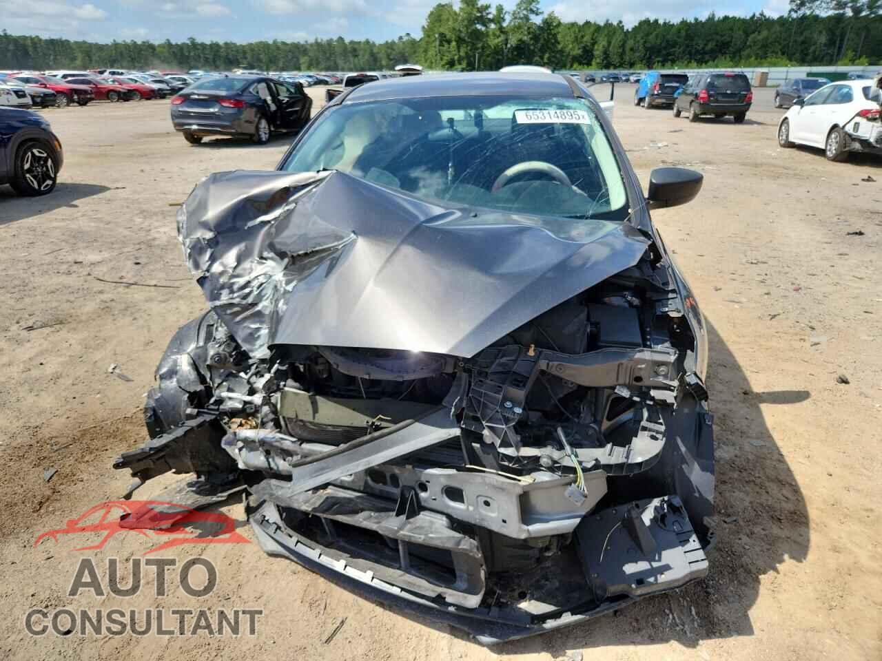 FORD FOCUS 2016 - 1FADP3E22GL374097