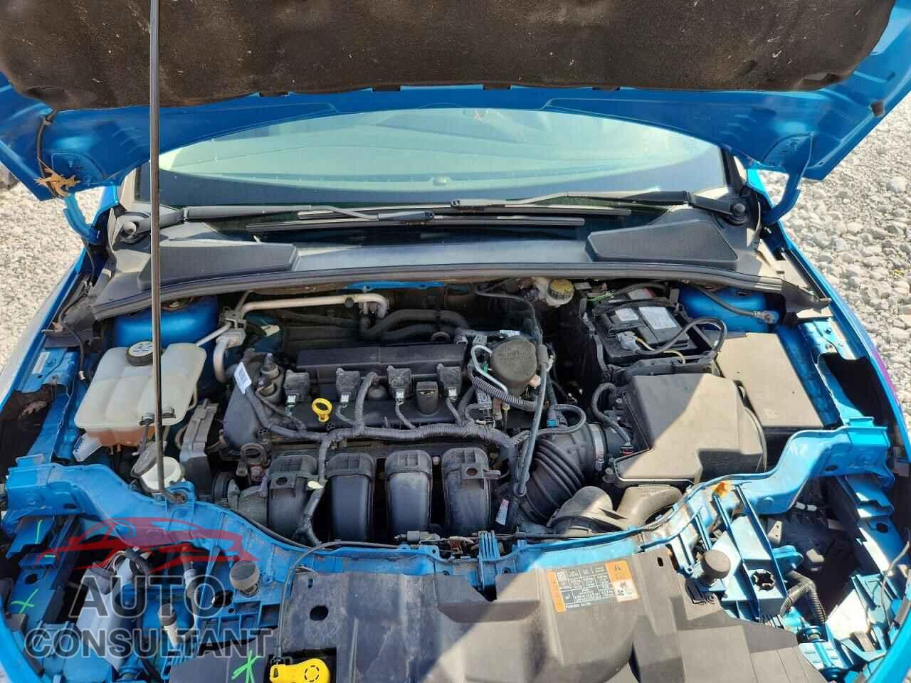 FORD FOCUS 2015 - 1FADP3N20FL386604