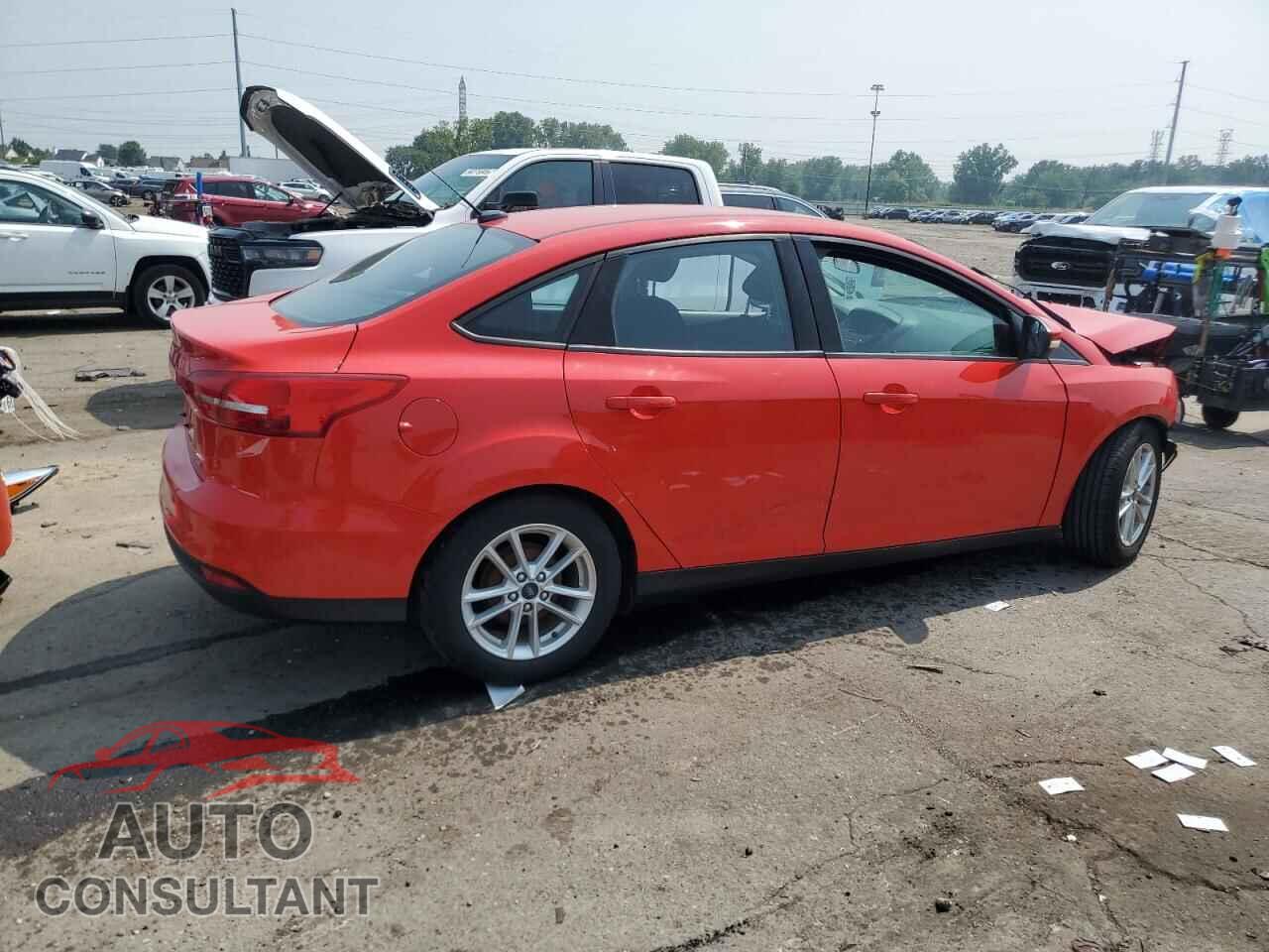 FORD FOCUS 2015 - 1FADP3F29FL371744