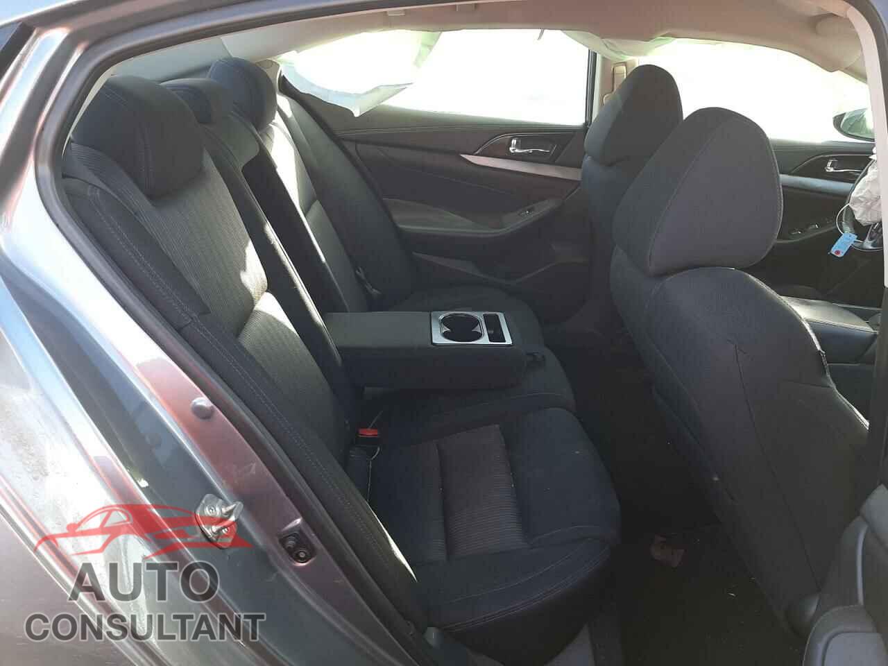 NISSAN MAXIMA 2017 - 1N4AA6AP1HC371328