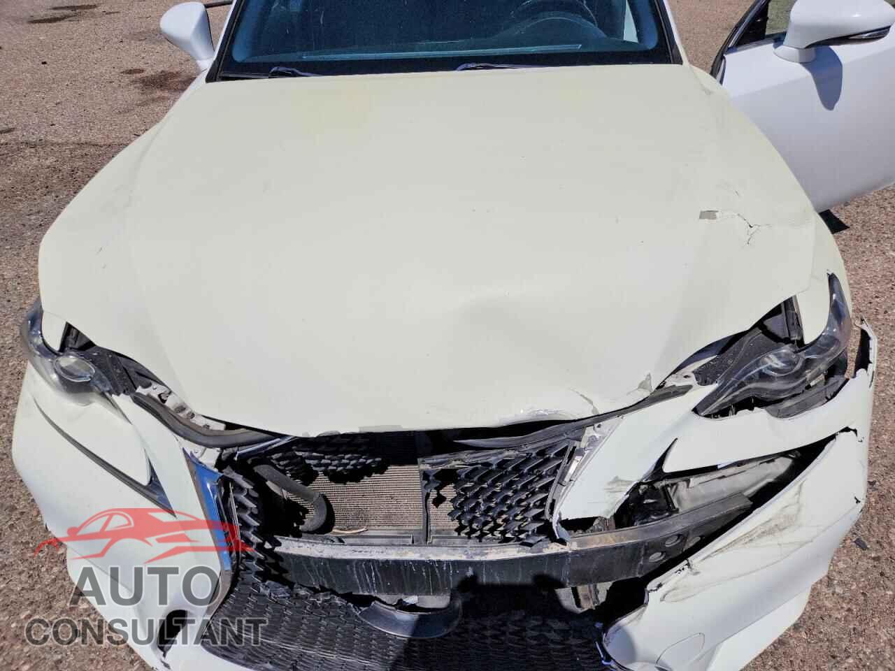 LEXUS IS 2016 - JTHBA1D2XG5038340