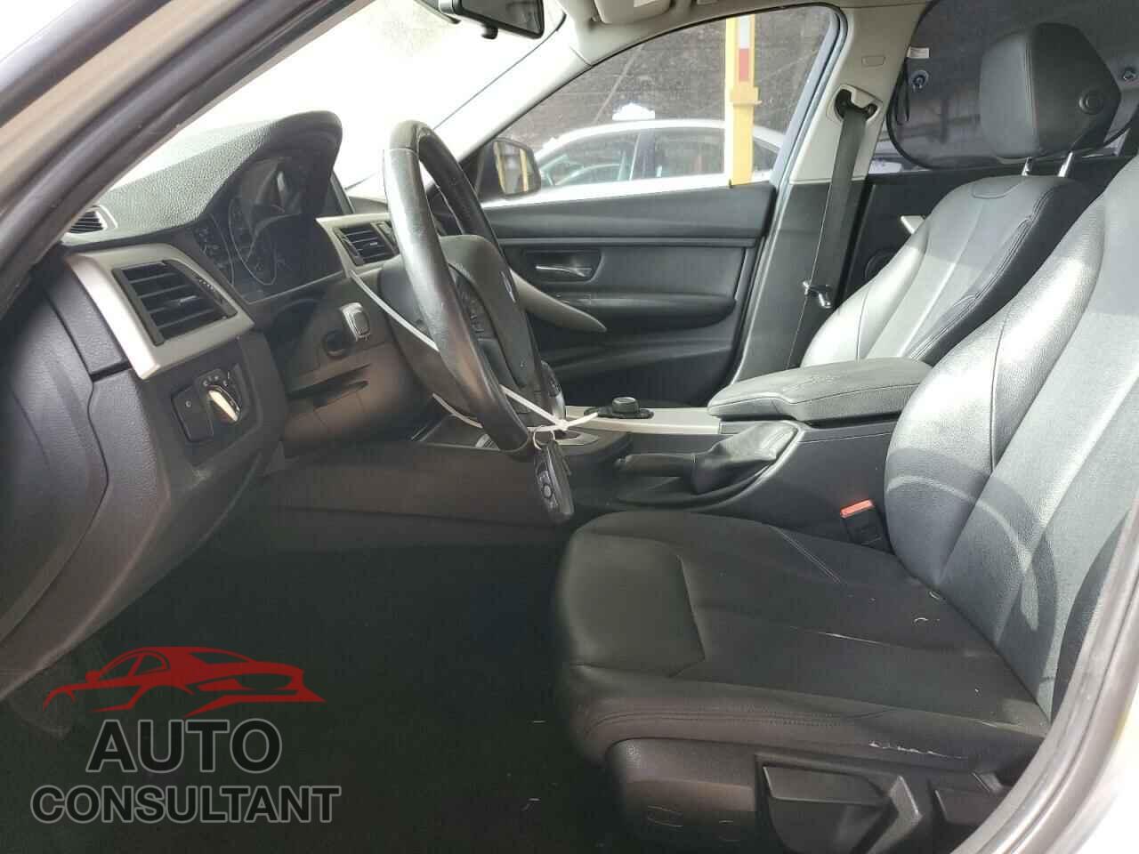 BMW 3 SERIES 2013 - WBA3B1C57DF462334