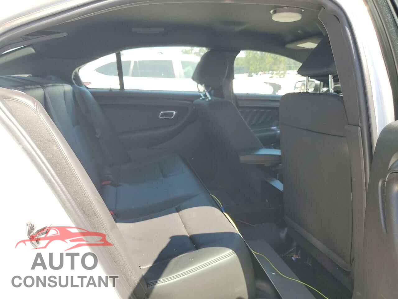 FORD TAURUS 2019 - 1FAHP2MK4KG113519