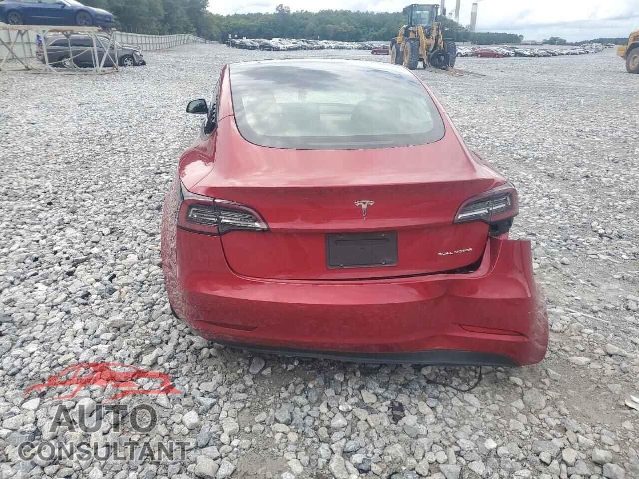 TESLA MODEL 3 2021 - 5YJ3E1EB0MF013076