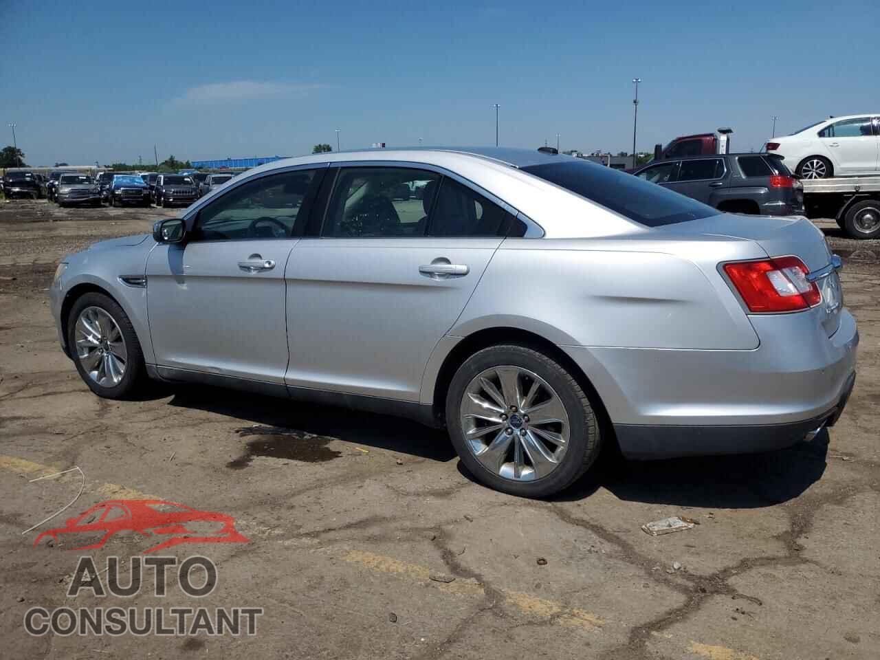 FORD TAURUS 2011 - 1FAHP2FW0BG181946