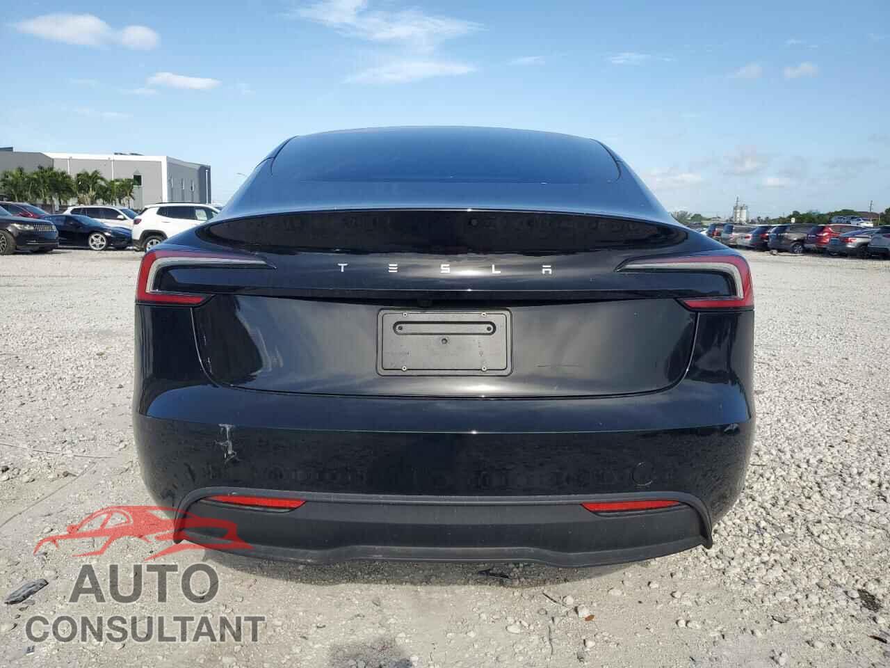 TESLA MODEL 3 2024 - 5YJ3E1EA2RF857554