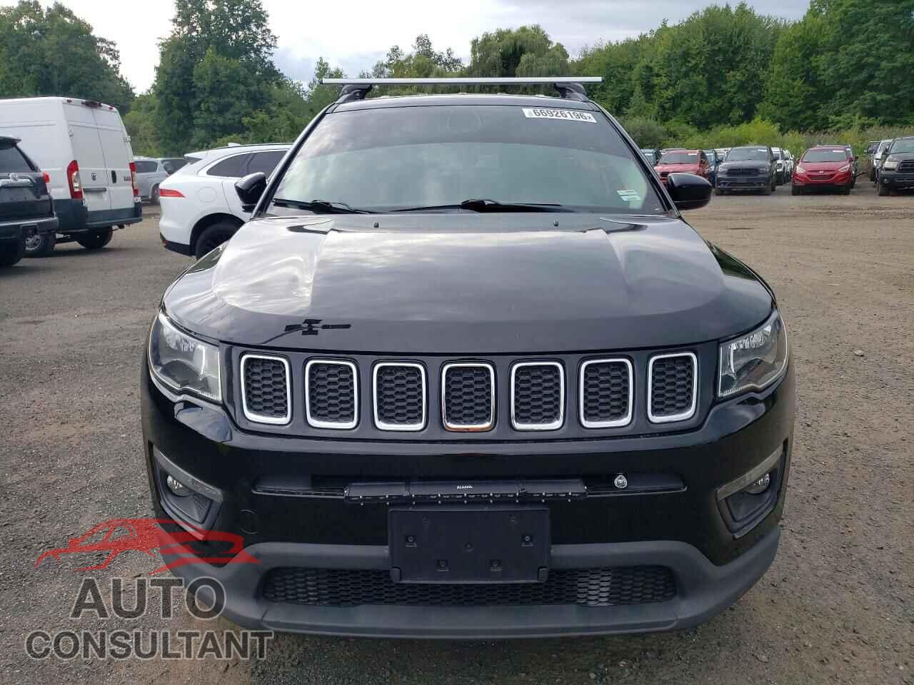 JEEP COMPASS 2018 - 3C4NJDBB5JT457285