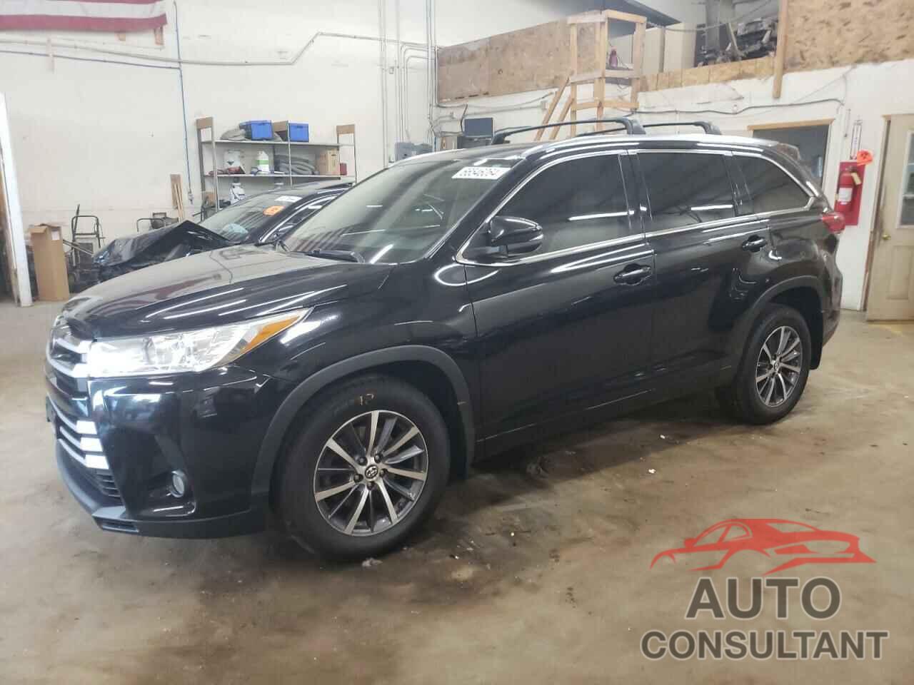 TOYOTA HIGHLANDER 2017 - 5TDJZRFH6HS361219