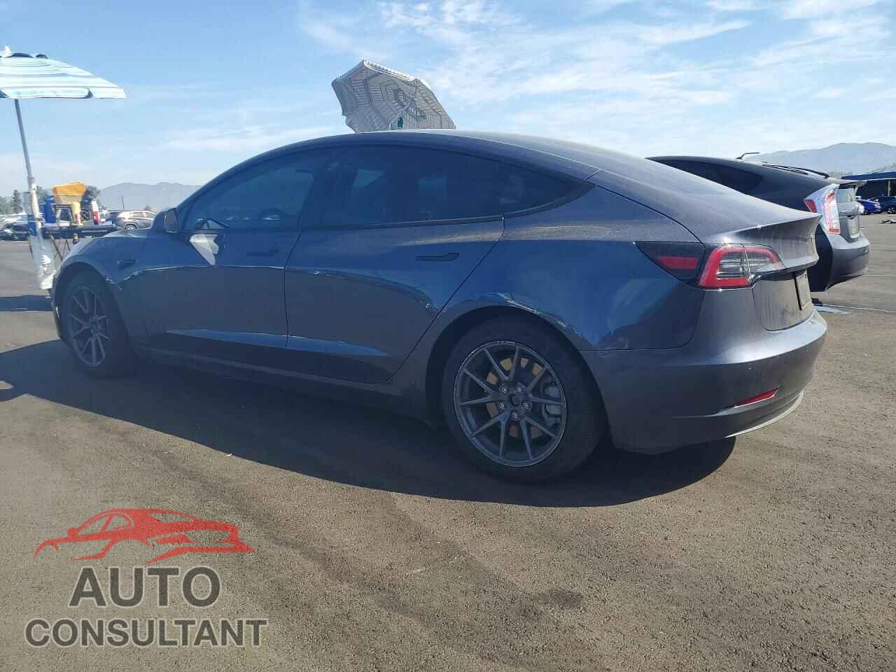 TESLA MODEL 3 2021 - 5YJ3E1EBXMF090201