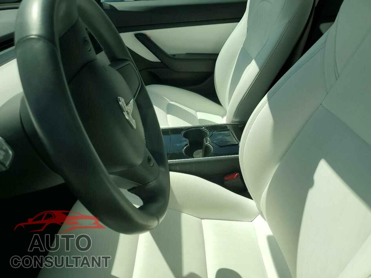 TESLA MODEL 3 2018 - 5YJ3E1EB3JF097583