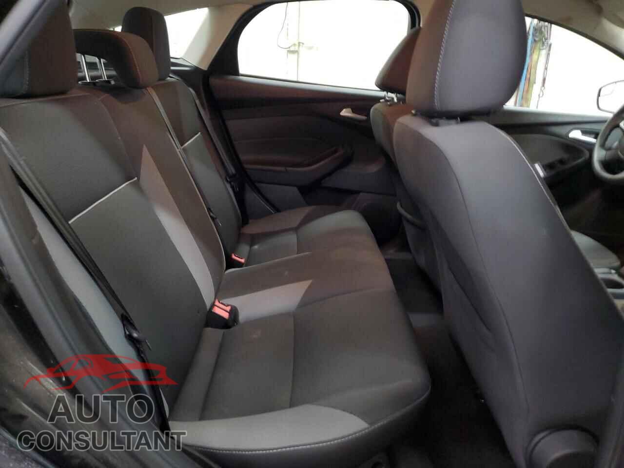 FORD FOCUS 2014 - 1FADP3K22EL400067