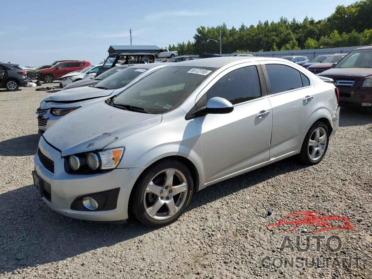 CHEVROLET SONIC 2016 - 1G1JE5SB8G4150130