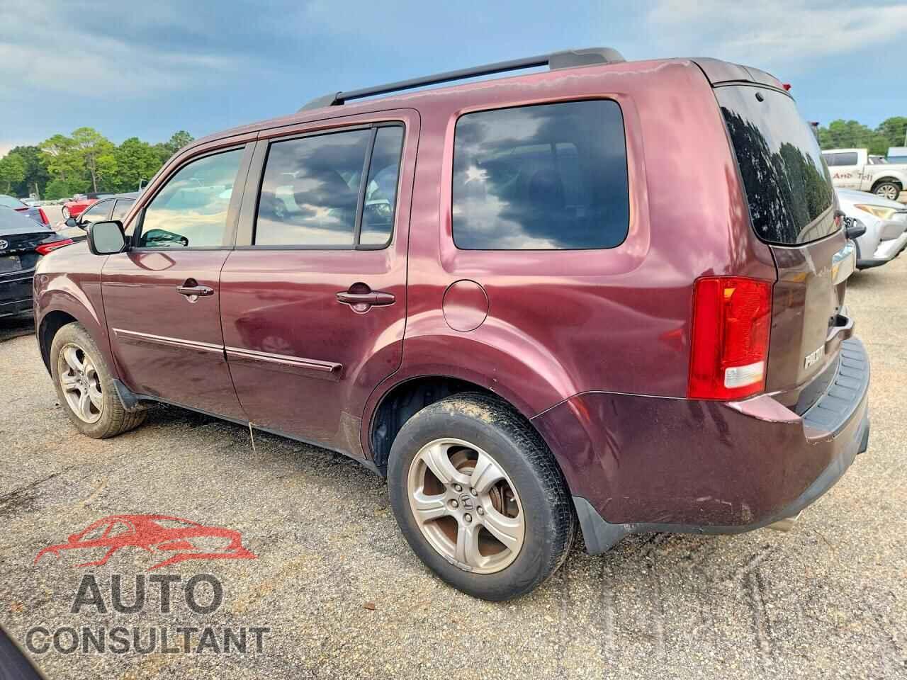 HONDA PILOT 2013 - 5FNYF3H57DB004931