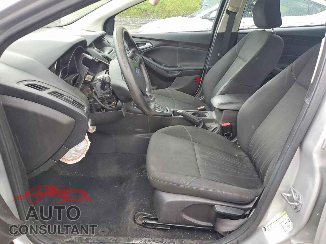 FORD FOCUS 2016 - 1FADP3F27GL290288