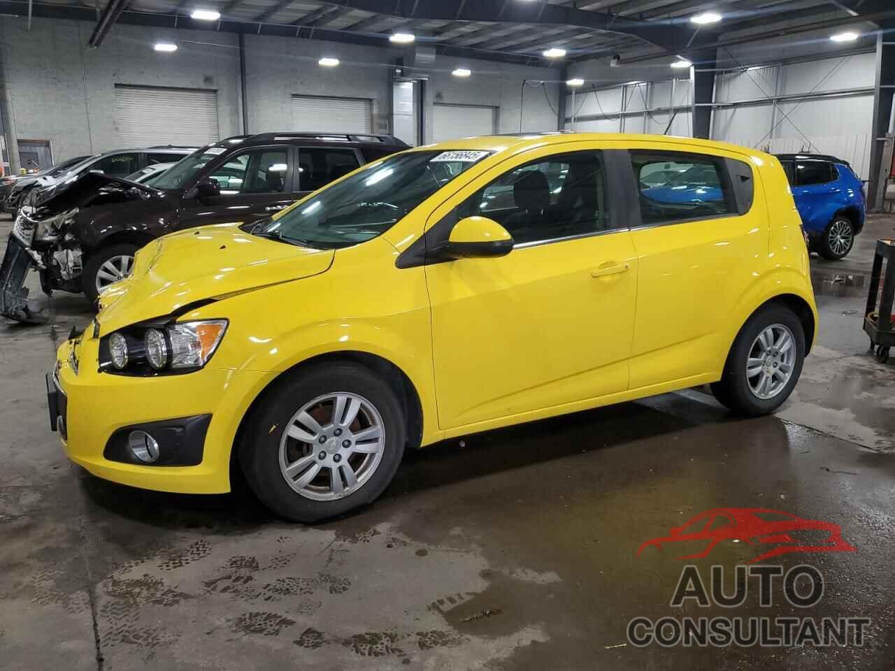 CHEVROLET SONIC 2015 - 1G1JC6SH8F4205836