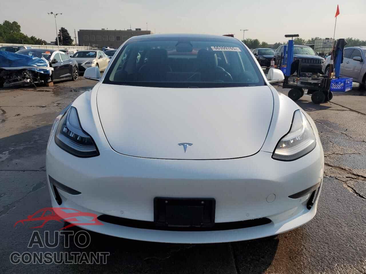 TESLA MODEL 3 2020 - 5YJ3E1EC2LF627568