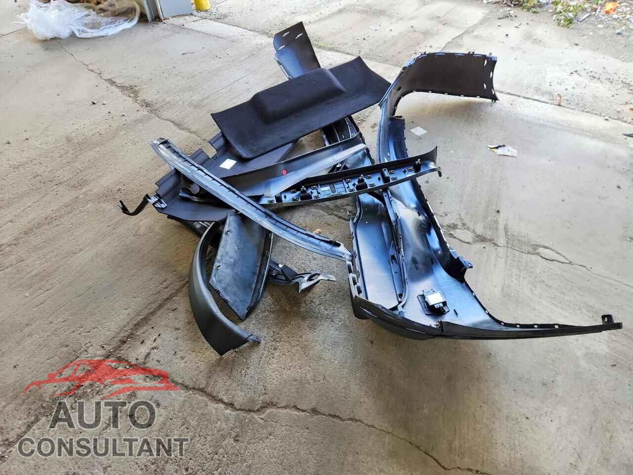 TESLA MODEL X 2023 - 7SAXCBE69PF426265