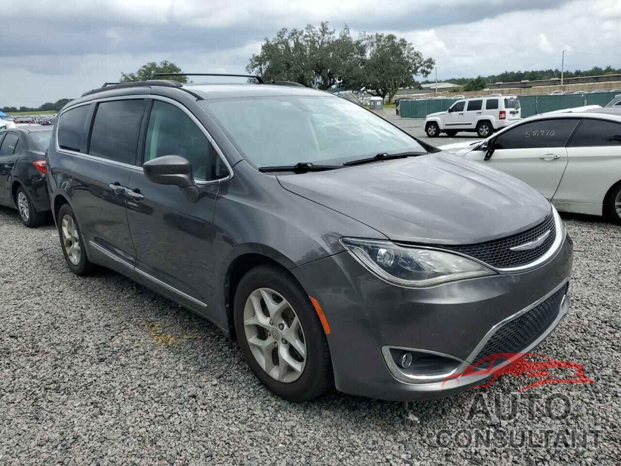 CHRYSLER PACIFICA 2017 - 2C4RC1BG0HR803178