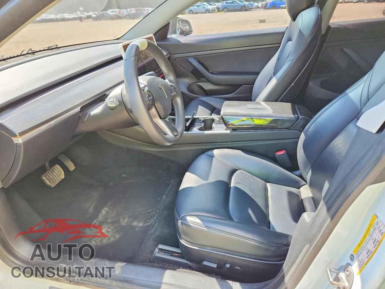 TESLA MODEL 3 2020 - 5YJ3E1EA5LF645352