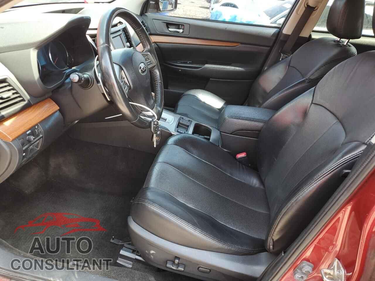 SUBARU OUTBACK 2014 - 4S4BRBLC2E3308921